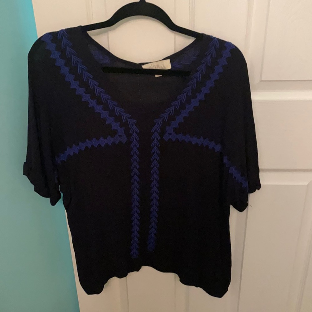 Short sleeve nice blouse